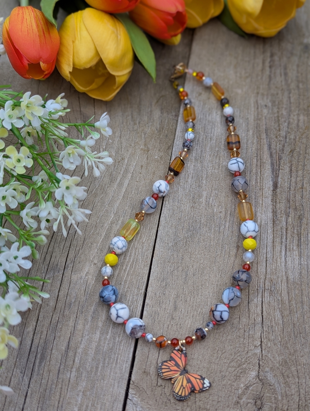 ✨🦋Handmade Butterfly Beaded Gemstone Necklace Yellow, Orange & White Adult